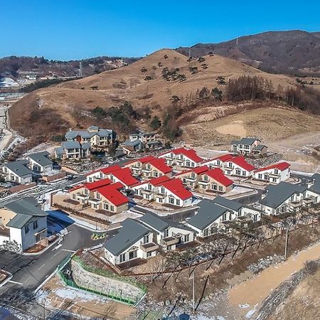 Le Comte Bleu Hotell Pyeongchang Eksteriør bilde